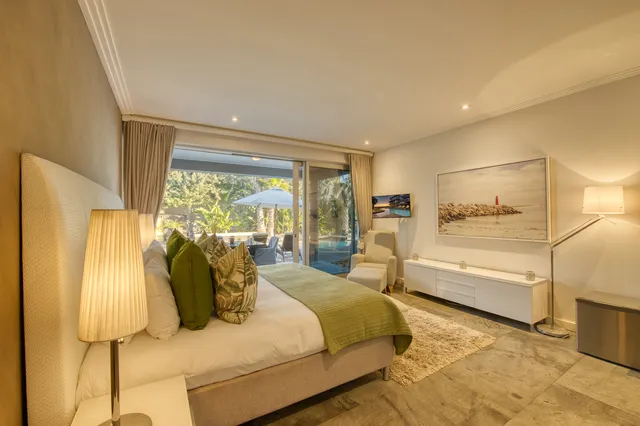 Sand Dollar 1 guest room at Atlantic Palms, Sunset Beach Cape Town — view 6