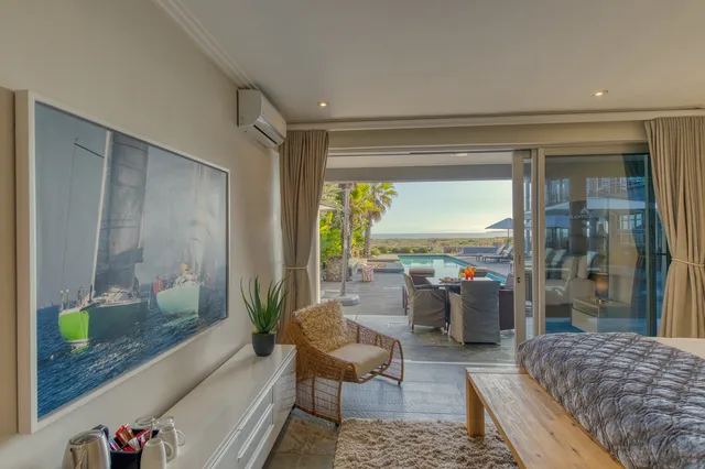 Starfish 2 guest room at Atlantic Palms, Sunset Beach Cape Town — view 4