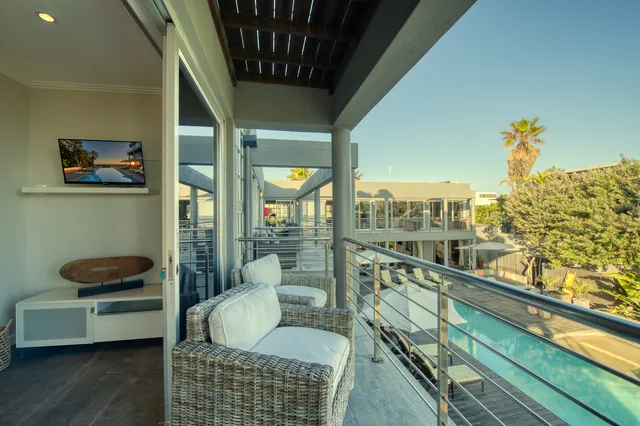 Table Mountain Room guest room at Atlantic Palms, Sunset Beach Cape Town — view 2