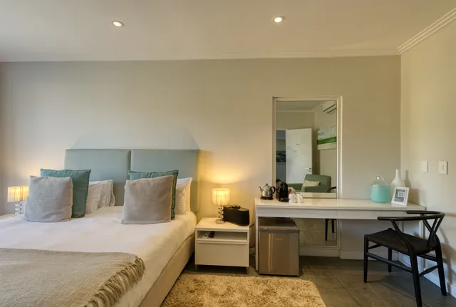 Table Mountain Room guest room at Atlantic Palms, Sunset Beach Cape Town — view 6